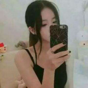 美人鱼妈妈和新生儿游戏下载